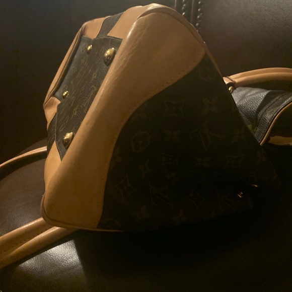 Iconic 💯 % Authentic Louis Vuitton bag - Picture 5 of 5